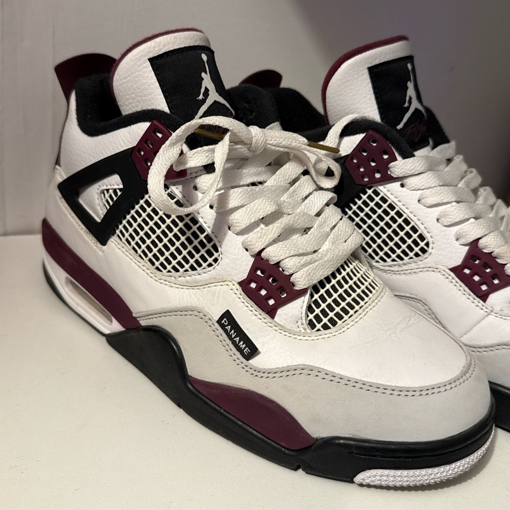 Nike Air Jordan 4 Retro PSG – Paris Saint-Germain
Men’s Size 8